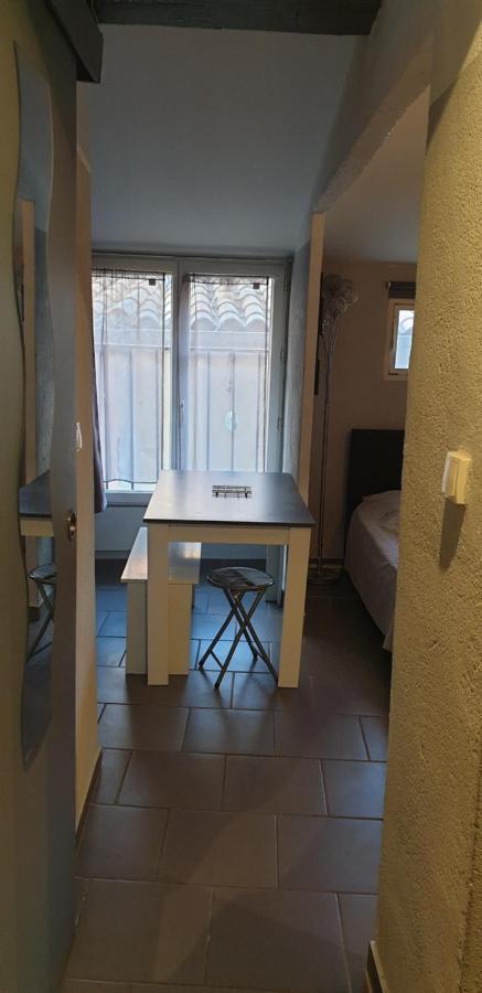 Bienvenue Au Centre Ville Arles Appartement Buitenkant foto