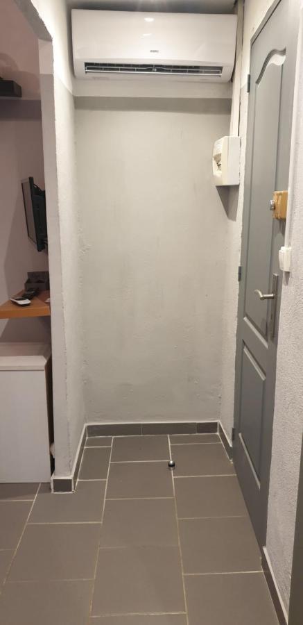 Bienvenue Au Centre Ville Arles Appartement Buitenkant foto